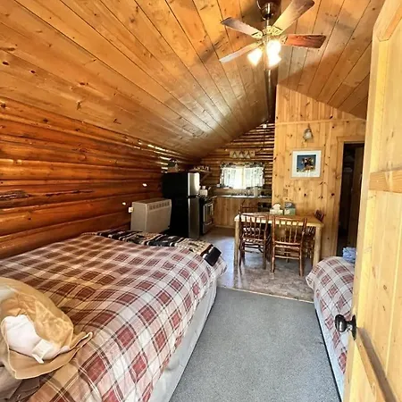 Silver Gate Lodging Cooke City Exterior photo