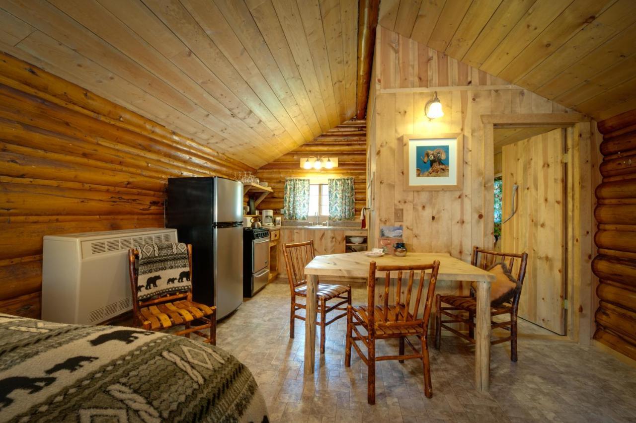 Silver Gate Lodging Motel