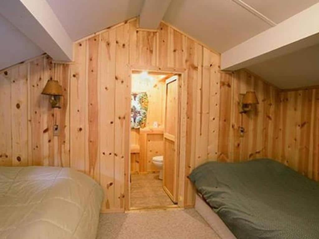 Silver Gate 3*